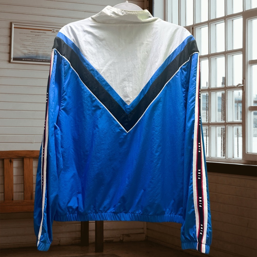 PINK Victoria's Secret Windbreaker Blue and White Jacket size ML - Picture 2 of 9